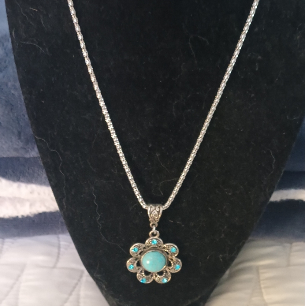Silver and Turquoise Floral Pendant Necklace - Picture 2 of 3